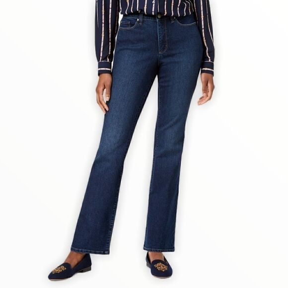 Charter Club Prescott Light Wash Bootcut Jeans 10S - Picture 9 of 12